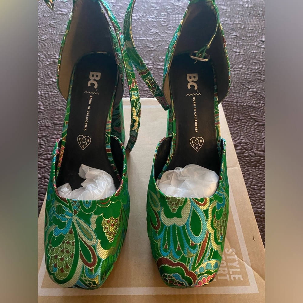 Born in California. Brand New. Size 8.